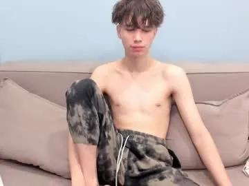 Freechat your_shy_guy on Chaturbate