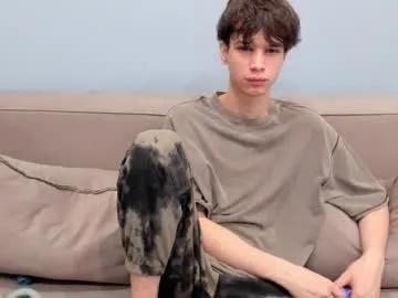 Freechat your_shy_guy on Chaturbate
