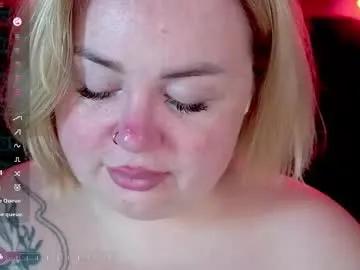 zarareign_ on Chaturbate 