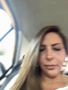 Freechat _Abril-Office1 on StripChat