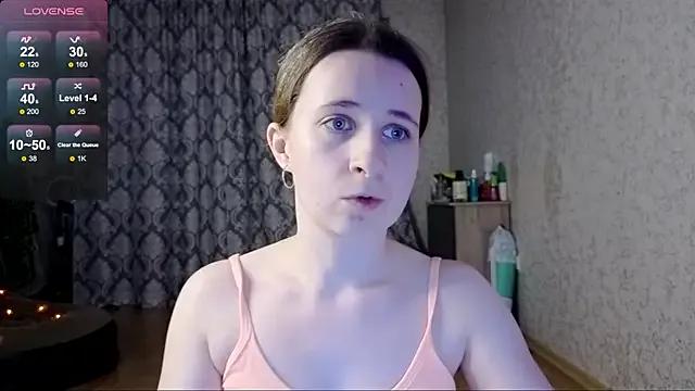 Freechat _Linett_ on StripChat