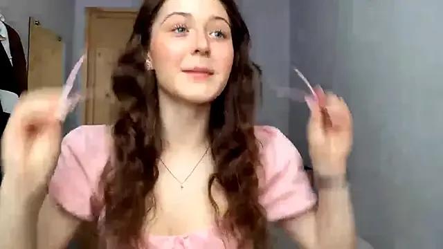 Freechat Adel_strongwoman on StripChat