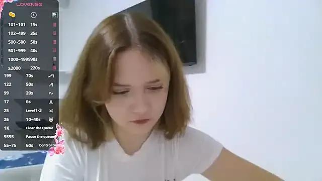 StripChat AlissaGerardo is Freechat AlissaGerardo — make a air kiss for you<3