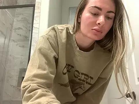 Group Alyssa_rhoades on StripChat