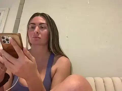 Group Alyssa_rhoades on StripChat
