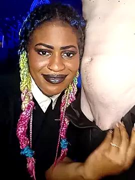 Freechat AmazonianMistress on StripChat