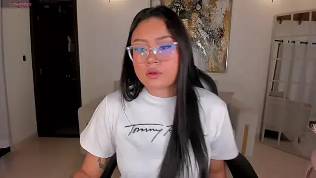 StripChat AmberLewis_ is Freechat AmberLewis_ — Hey Amber, PM