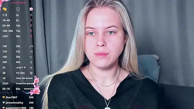 StripChat AngelAnty is Freechat AngelAnty — stand up