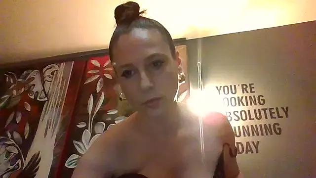 Freechat Audrey_hotty on StripChat