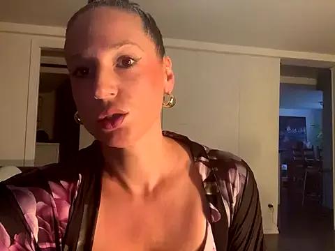 Freechat Audrey_hotty on StripChat