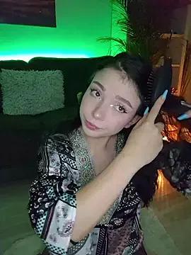 Freechat Avery-- on StripChat