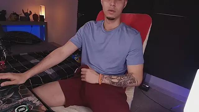 Freechat bigryann23 on StripChat