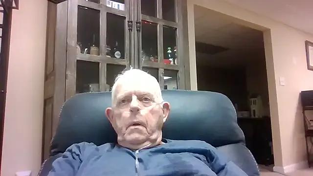 bootlegmanz on StripChat 