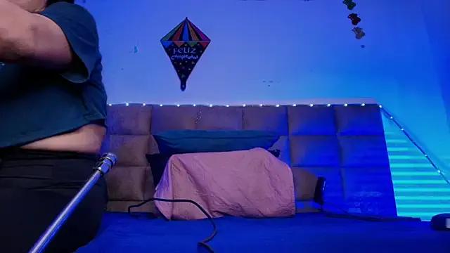 Freechat britanyy_ on StripChat