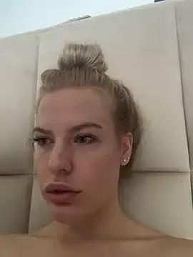 Freechat Chloemillerrxx on StripChat