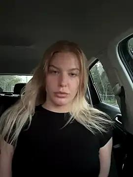 Freechat Chloemillerrxx on StripChat