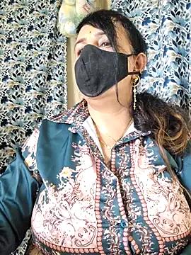 Freechat cute-tanvi on StripChat