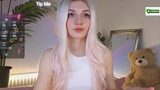 Freechat cute_cake on StripChat