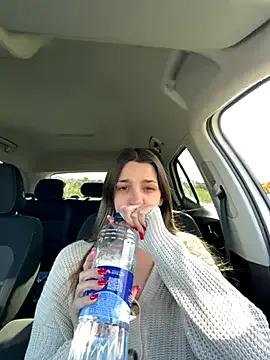 DoriDeluxe66 — Naked Walk