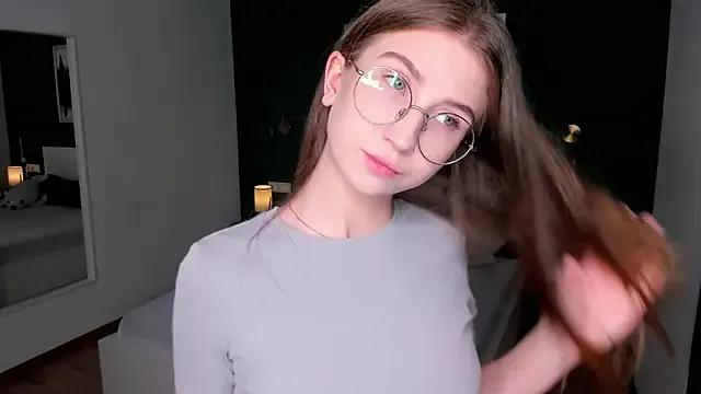 EditaBand — tease u with flash nipples close-up