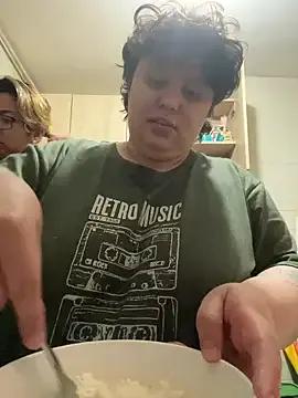 Freechat Ellie_Raven on StripChat