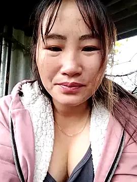 Freechat emini-xx on StripChat