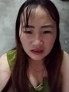 Freechat emini-xx on StripChat