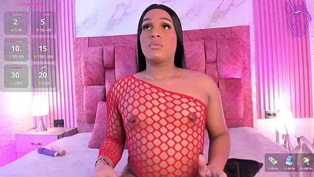 Freechat goldilockss15 on StripChat