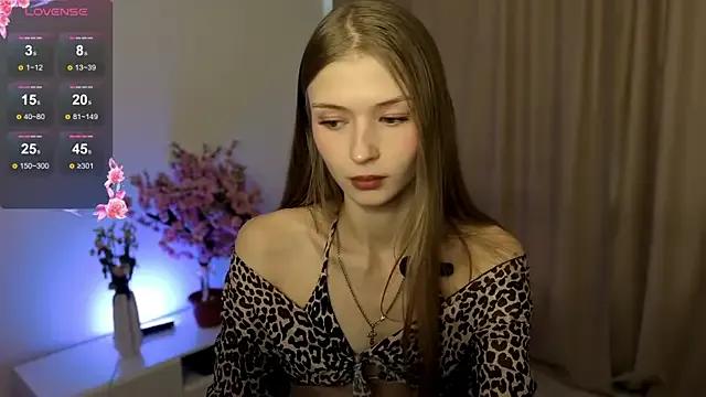 holylisssa — take off shorts