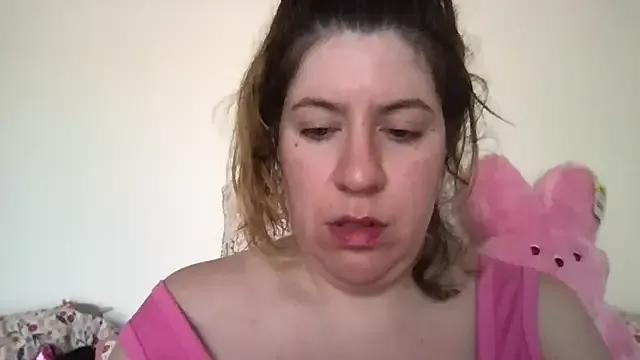 Freechat HYPHYtype on StripChat