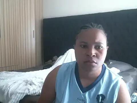 StripChat I-am-iconic is Freechat I-am-iconic — FRENCH KISSING