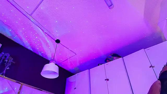 Inndrahot on StripChat 