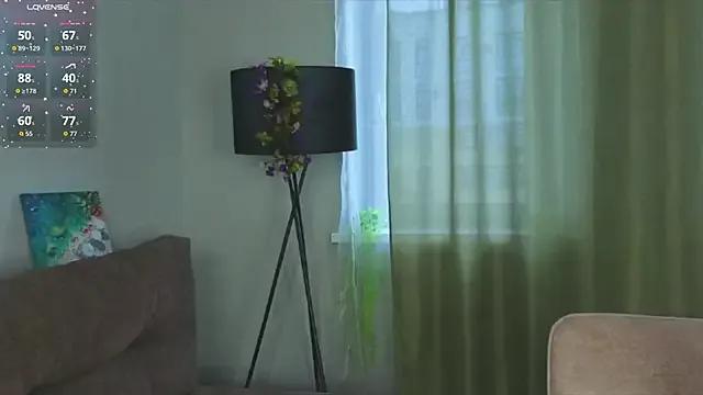 JerrieCham on StripChat 