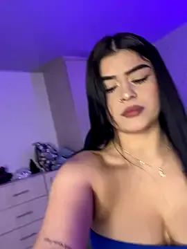 Freechat Kariina__69 on StripChat