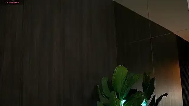 Freechat KayaAzur on StripChat