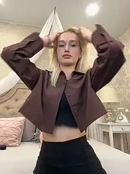 Freechat KristinaDane on StripChat