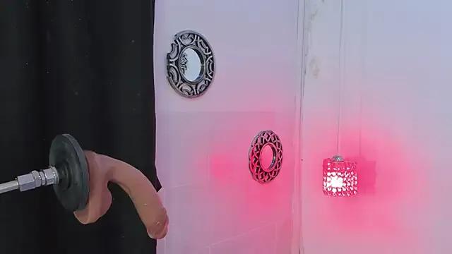 lanna_brunette on StripChat 