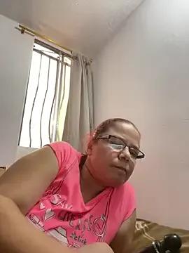 Freechat latinamaster on StripChat