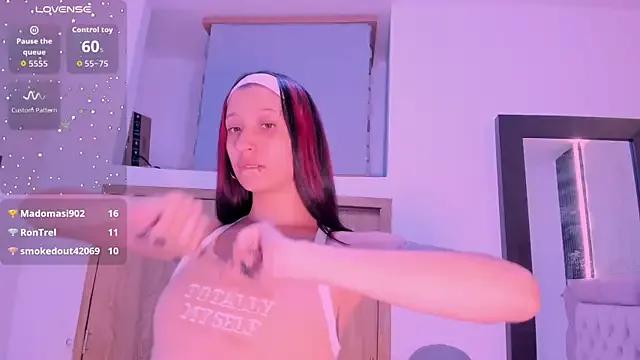 Freechat laurem-paulette on StripChat