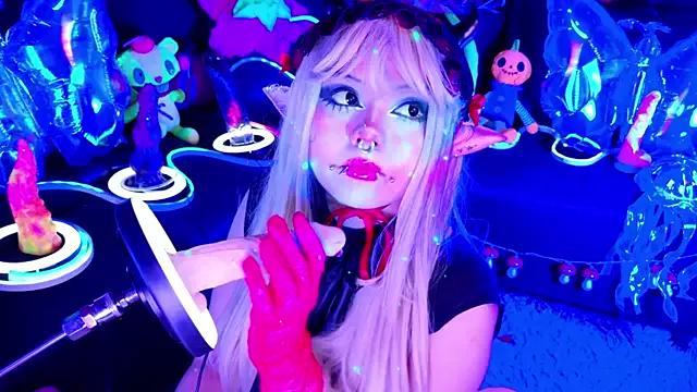 StripChat LaytonBox is Freechat LaytonBox — ASMR Deepthroat