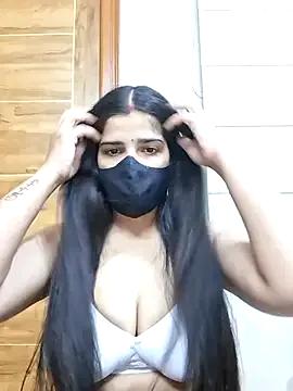 Freechat lilmisscutie on StripChat