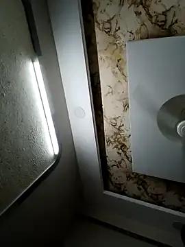 Freechat lilmisscutie on StripChat