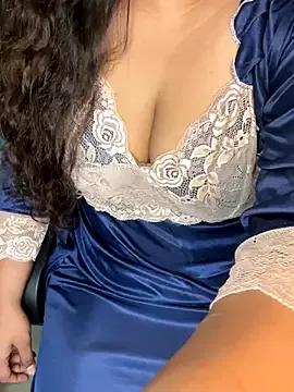 linishaltelugugirl on StripChat 