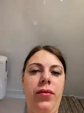 Lola_Hale — Fuck my pussy while I draw