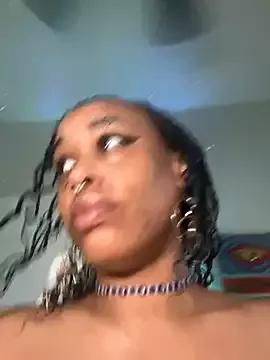 Freechat loveluna8 on StripChat