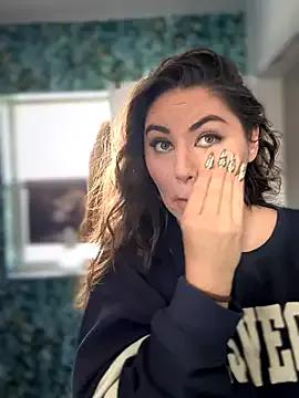 Freechat lovely_beast on StripChat