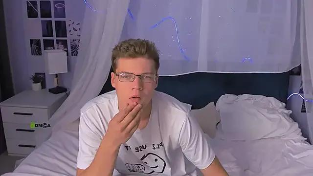 Freechat lucas_long_ on StripChat