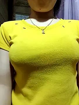 Freechat LucyyLy on StripChat