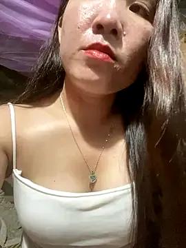 Freechat Luna-ass on StripChat