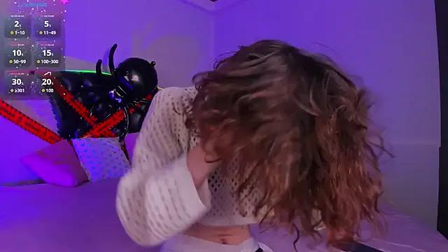 Freechat M1BabyG1rl on StripChat